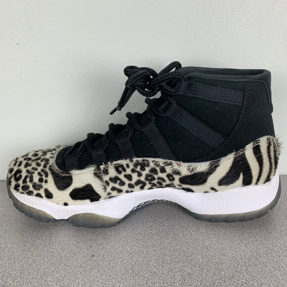 Air Jordan 11 Animal Instinct AR0715-010 Women's size 10 - Picture 10 of 16